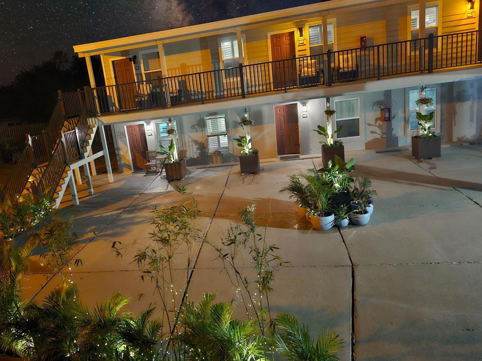 Beach 5 Villas On Amelia Island Steps To The Ocean 费南迪纳比奇 外观 照片
